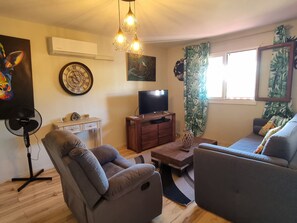 Living area - DIAMANT L ANNEX 2, apartment, air-conditioned with swimming pool (LE DIAMANT)