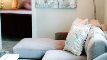 Smart TV, video games