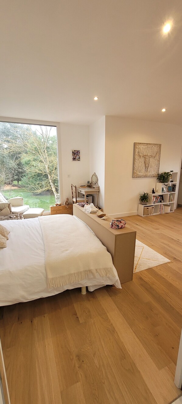 4 chambres, Wi-Fi gratuit, draps fournis