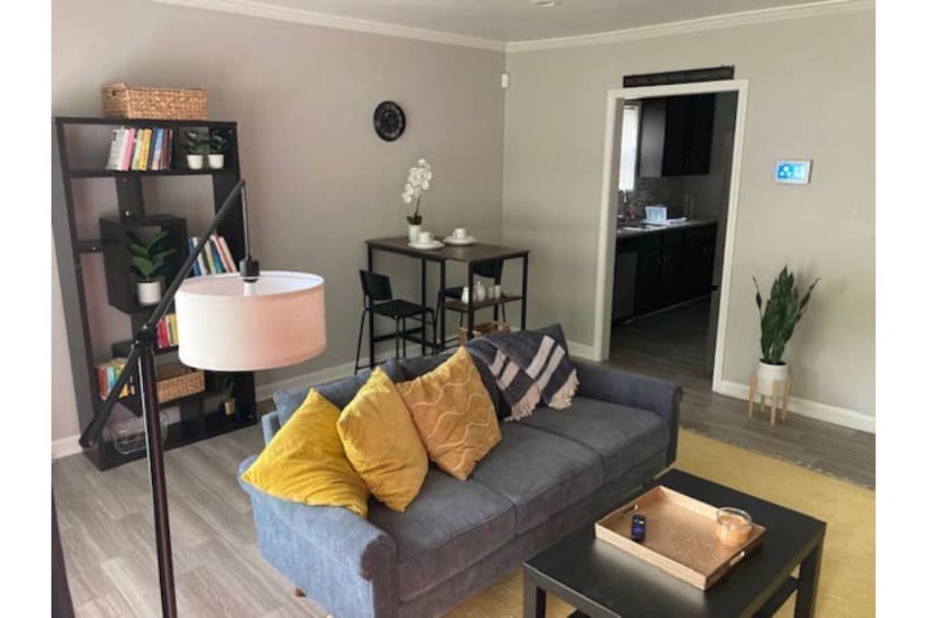 Cozy 3 bedroom + 1 Bathroom home near Beltline!