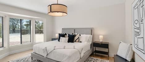 10 bedrooms, desk, iron/ironing board, travel cot