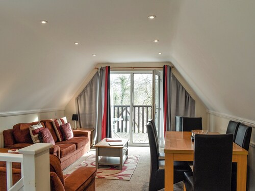 3 bedroom accommodation in Callington