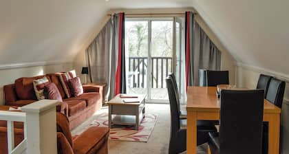 3 bedroom accommodation in Callington