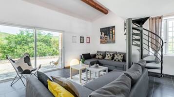 Télévision, livres, imprimantes