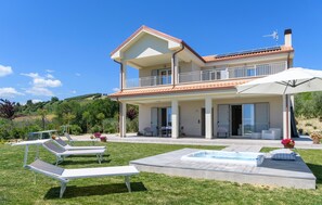 Terrace/patio - Lovely home in Appignano del Tronto (Appignano del Tronto)