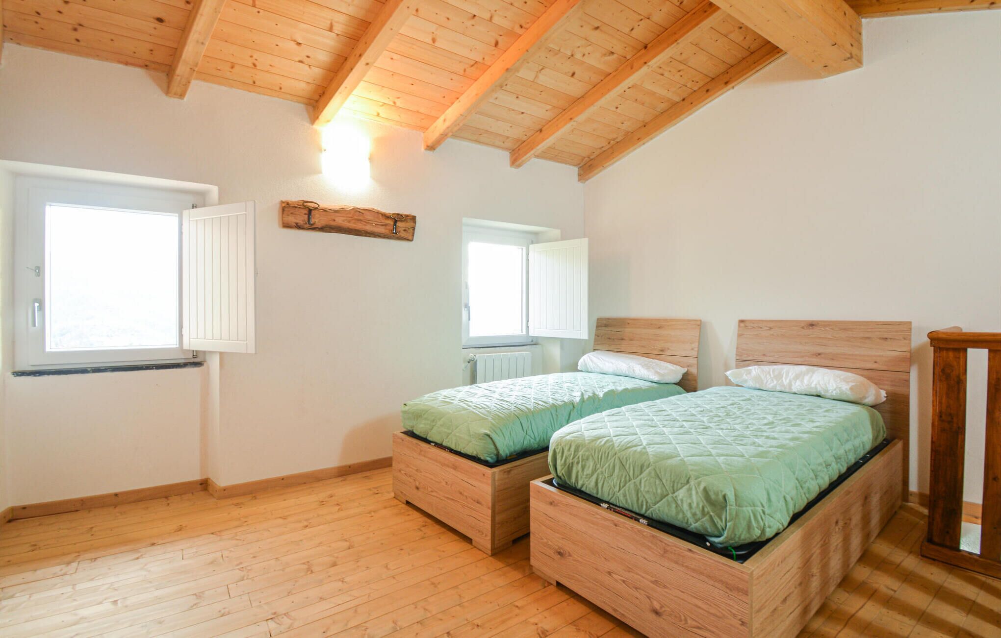 2 Schlafzimmer, Reisekinderbett, kostenloses WLAN, Bettwäsche