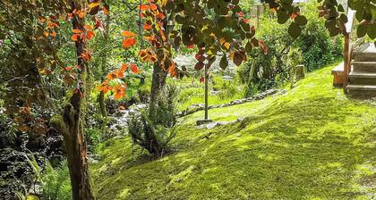 Druimbhan, 1 Railway Cottage,
