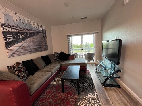 Brand new 2 bedroom condo - Bienvenido Red Phoenix