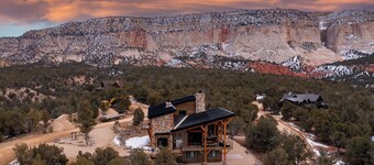 Panoramic Views & Hot Tub near Zion/Bryce