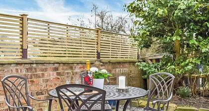 Ugly Duckling Cottage