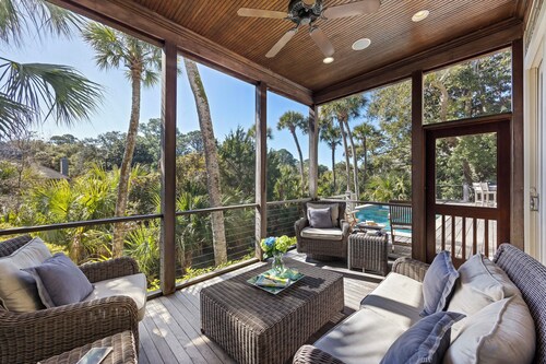 7 Bed Lux Home on Bufflehead w/ Private Pool