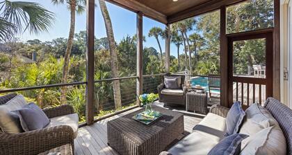 7 Bed Lux Home on Bufflehead w/ Private Pool