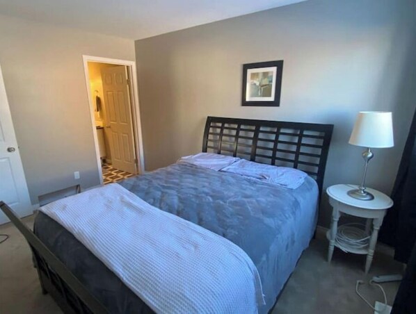 3 bedrooms, free WiFi, bed sheets