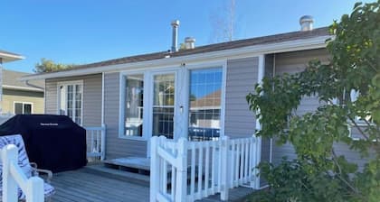 Fully furnished 5 bedroom house!