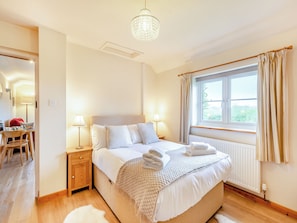 1 bedroom, free WiFi, bed sheets