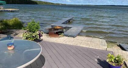 Great Rustic 4 Beds Beach Front Cabin