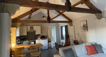Luxurious, comfortable converted barn in North Yorkshire near York and Malton