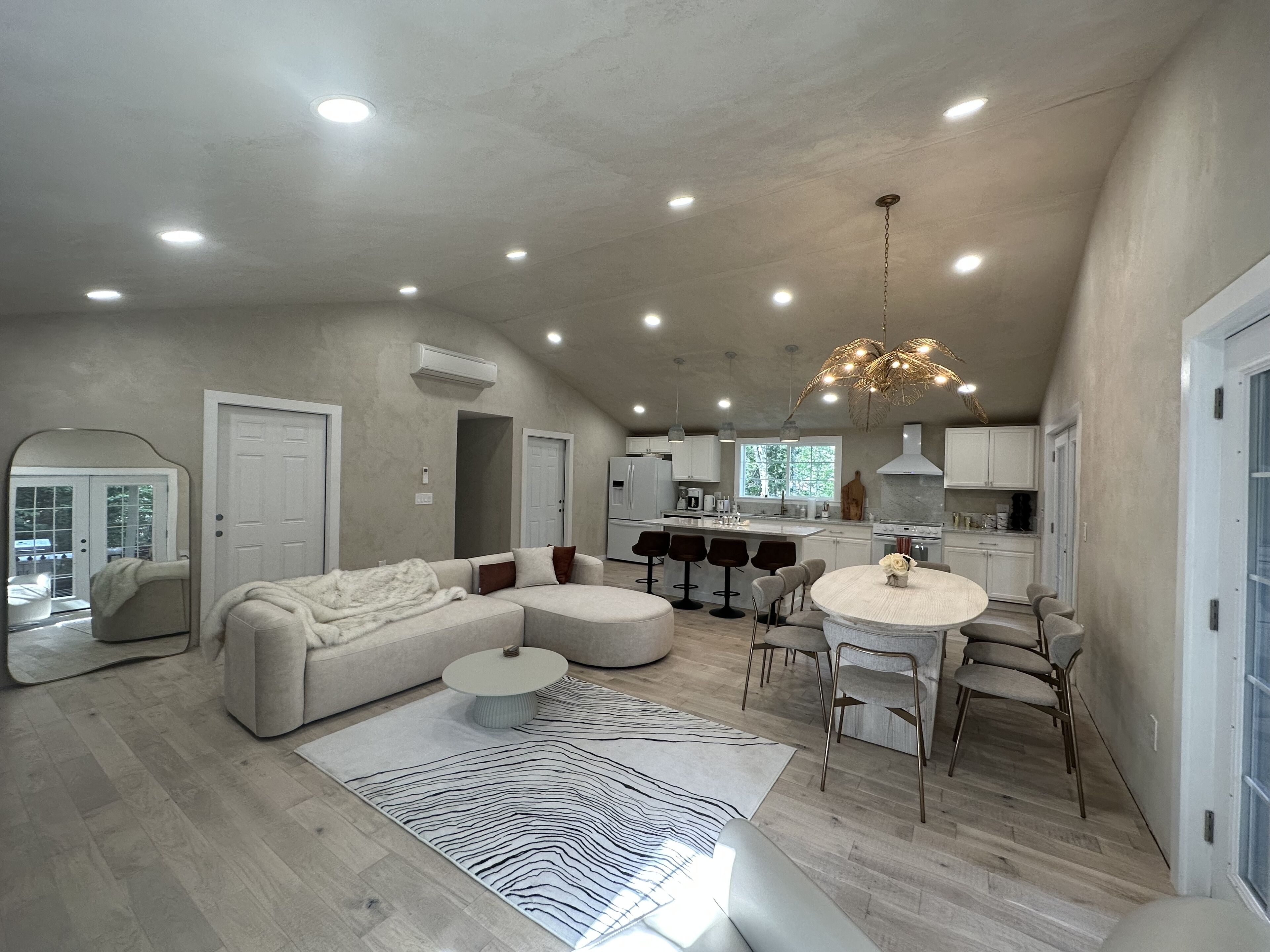 Luxury vacation home 3 bed/2 bath MDI,whealchair accessible 