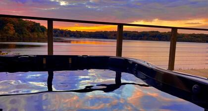 3 Bed 3 Ba Screenporch/Sunset Lake Views