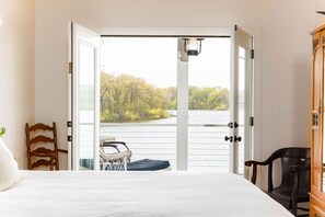 3 多间卧室、办公桌、熨斗/熨衣板、旅行婴儿床