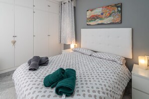 2 sovrum, strykjärn/strykbräda, wi-fi och sängkläder