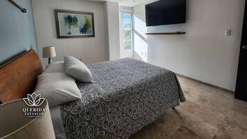 4 chambres, fer et planche Ă repasser, lit parapluie, Wi-Fi