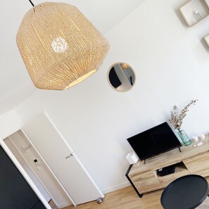 Standardhus | Opholdsområde | LED-tv, betalingsfilm