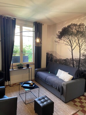 LED TV, pay movies - Maison de campagne  (Senlis)