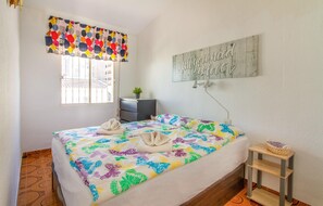 2 habitaciones, cuna de viaje, wifi gratis y ropa de cama 