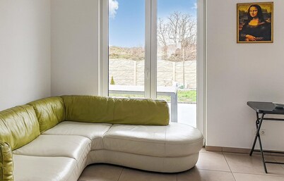 Nice home in Dobra Krapkowice