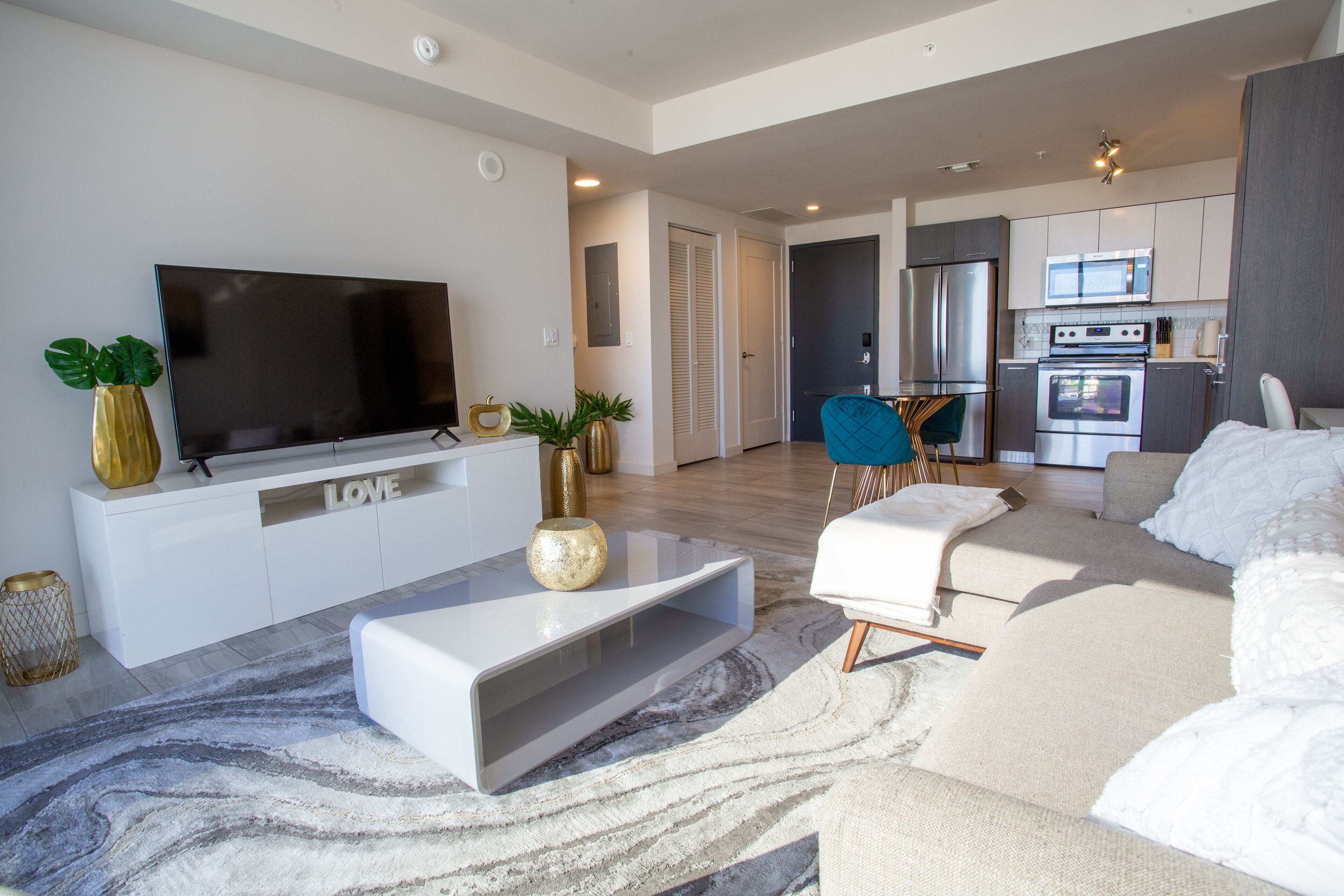 Luxury 1BD Spectacular Bay & Ocean Views
