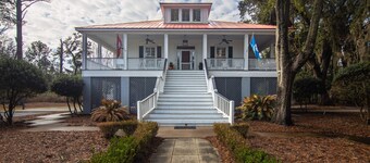 Misty Lane: Lowcountry Paradise Near Beach & State Park; Game Room; Cable/WiFi