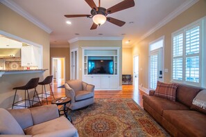 TV, fireplace, foosball, table tennis