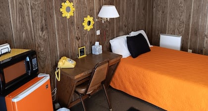 Crawford Motel