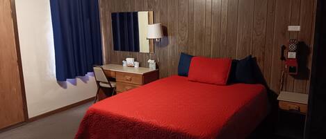 Single Bed Room | Individually decorated, desk, blackout drapes, iron/ironing board