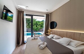 3 Schlafzimmer, Reisekinderbett, kostenloses WLAN, Bettwäsche
