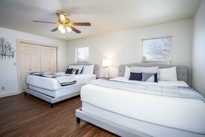 6 bedrooms, iron/ironing board, free WiFi, bed sheets