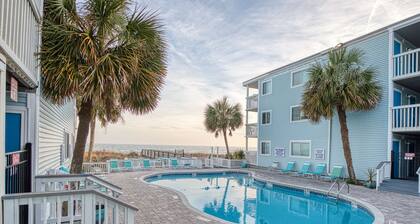 First Floor Ocean View 2 BD - Outdoor Pool