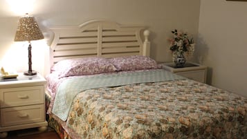 Comfort Room | Individually decorated, individually furnished, soundproofing, free WiFi