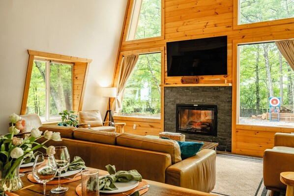 Smart TV, fireplace, video games, ping pong