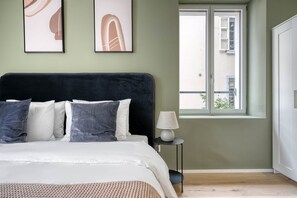 1 slaapkamer, een strijkplank/strijkijzer, wifi, beddengoed