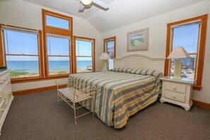 6 camere, accesso a Internet, lenzuola