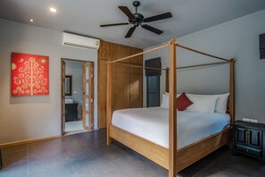 3 slaapkamers, een kluis op de kamer, een strijkplank/strijkijzer, wifi