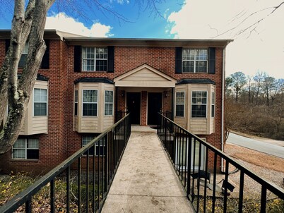 Recently Renovated Two-story Condo!