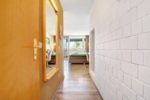 Free WiFi, bed sheets - Studio Apartment 'Waldgenuss' with Shared Pool, Balcony and Wi-Fi (Sankt Englmar)