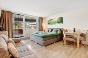 Televisión, mesa de ping pong