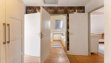 3 bedrooms, free WiFi