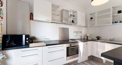 Vacation Home "Insel Hus" with Private Terrace, Garden & Wi-Fi