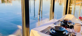 Boat 'Hausboot Inkl Motorboot, Ostsee' with Sea View, Private Terrace and Wi-Fi