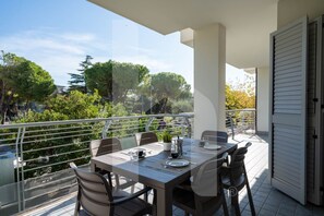 Outdoor dining - Karismatico - Three-room apartment on the first floor a few steps from the sea (Pineto)